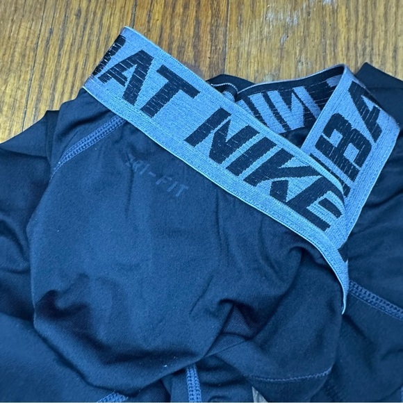 Nike Pro Combat Compression Leggings Size Medium - Picture 5 of 5